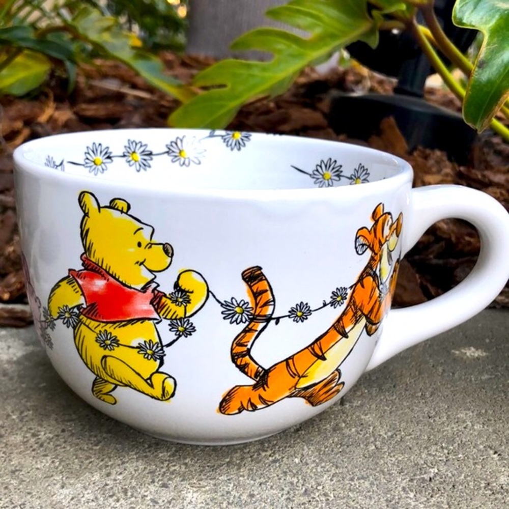 Large Winnie the Pooh Mug Tigger Eeyore Piglet